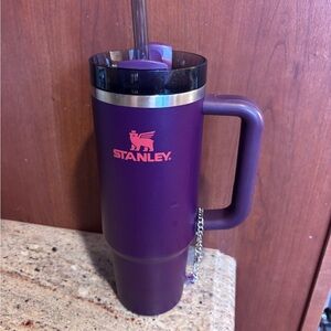 Stanley Purple 30 ounce with Handle